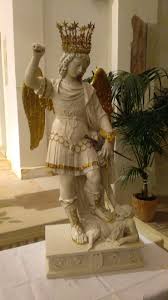 In fondo al coro brilla la statua di marmo di san michele: Scoperta Del Culto Di San Michele A Ginosa Visit Ginosa Marina
