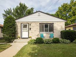 buyer agent kristin johnston real estate house prices reo properties