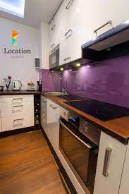 أحدث 20 تصميم لمطابخ مودرن للمساحات الصفيرة والصغيرة جدا modern kitchen design kitchen design gallery small modern kitchen design