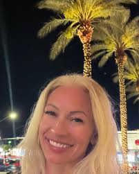 NIKKI-MONIQUE Kurnath (@nikkimoniquekurnath) • Instagram photos and videos