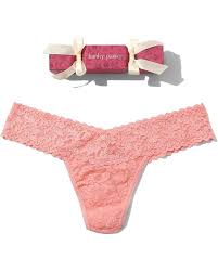Women's Hanky Panky Signature Lace Low Rise Thong Cracker | Zappos.com