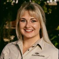 300+ "Elmarie Van" profiles