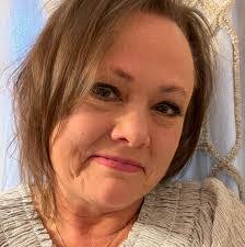 Denise Crigger's Instagram, Twitter & Facebook