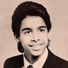 Benjamin Grove's Instagram, Twitter & Facebook