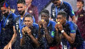 منتخب فرنسا هو ممثل فرنسا الرسمي في رياضة كرة القدم، تأسس الاتحاد الفرنسي لكرة القدم في عام 1919، وانضم إلى الفيفا في العام 1904، يلعب المنتخب الفرنسي مبارياته. ÙØ±Ù†Ø³Ø§ Ø§Ù„Ø³Ù…Ø±Ø§Ø¡ Ø¨Ø·Ù„Ø© ÙƒØ£Ø³ Ø§Ù„Ø¹Ø§Ù„Ù… 2018 Ù‚Ù†Ø§Ø© Ø§Ù„Ø¹Ø§Ù„Ù… Ø§Ù„Ø§Ø®Ø¨Ø§Ø±ÙŠØ©