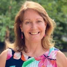 Alison Merrill's Instagram, Twitter & Facebook