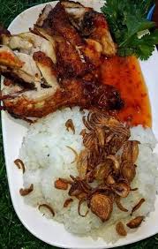 Could not get the skin as crispy as i wanted to as i dont have a huge wok filled with oil to the brim. Pulut Ayam Thai