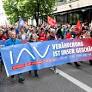 Hundreds Protest Job Cuts at VW's Berlin Subsidiary, Drawing Political Support