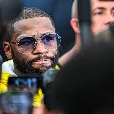 The ring walk is expected at around 4am on monday morning in the uk. 5te9hctbposgjm