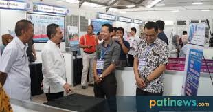 Dijelaskannya, perusahaan tersebut 100 persen produknya akan diekspor. Seluas 20 Hektar Pabrik Sepatu Akan Berdiri Di Batangan Pati