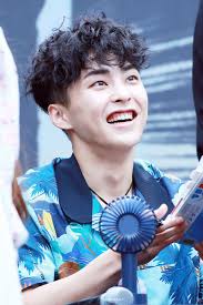 xiumin geuraetdeon neol xiumin / d.o uyeonhi majuchin geoya xiumin hayake ijhyeojin xiumin / d.o neoneun tto geureoke baekhyun seuchyeo jinaganeun baramcheoreom neon sarajyeoga jayeonseure chen i did it all with a smile on my face nae gieoge sarajin heunjeokdeuri naege dasi doraolkkabwa useumyeo dasi dollyeobonaelge Exo Xiumin Age Exo 2020