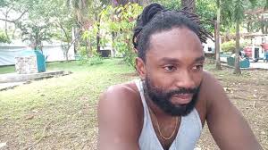 Comenzamos por pasar el rato con...