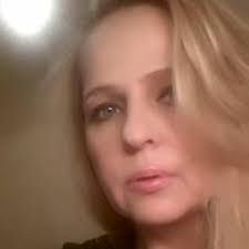 Joanna Fidler's Instagram, Twitter & Facebook