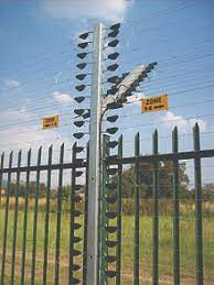 If equipped with a battery, the battery may be kept charged by a solar photovoltaic cell. Electric Fence Wikipedia