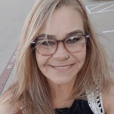 Help. So I'm going to my first ever concert and it just so happens to be my  favorite artist Jelly Roll. What do I wear? It's in an arena so should I