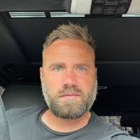 Daniel Revell's Instagram, Twitter & Facebook