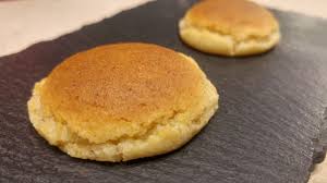 Une Journee A St Jean De Luz Et Alentours Happycurio Macaron Gourmandise Maison Adam