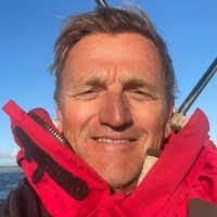 Robert Elling's Instagram, Twitter & Facebook