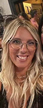 Colette Morales's Instagram, Twitter & Facebook