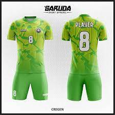 Gambar di atas adalah contoh desain dan hasil jadi kaos yang pernah kami kerjakan, dan disini kami akan bagian beberapa desain kaos futsal yang bisa anda pakai jika anda memesan kaos futsal di tempat kami. Desain Baju Futsal Keren Update Tahun 2021 Berbagai Model