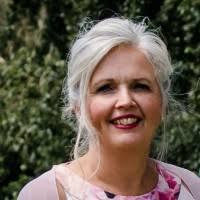 40+ perfiles de «Grunewald»