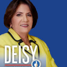 Daysi Diaz's Instagram, Twitter & Facebook