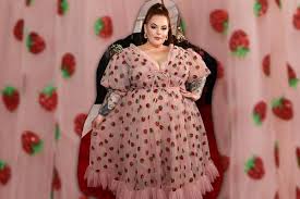 Lirika matoshi strawberry dress nwt $475 $550 size: How This Lirika Matoshi S Strawberry Dress Took Over Social Media For Good London Evening Standard Evening Standard