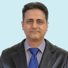 ✨🙋 Making dreams come true... one bucket list at a time 🙋✨ Can't believe  I've been at Imperial for over 3 years now 😱💼 Time really flies when  you're in the wild