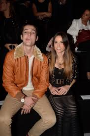Capucine anav soutient nicolas sarkozy après sa défaite. Louis Sarkozy Sur Son Histoire D Amour Avec Capucine Anav J Closer