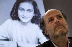 Researchers uncover 'dirty jokes' in Anne Frank's diary · TheJournal.ie