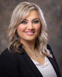 Please help me to choose the best headshot for my new business card for my  corporation, Anita Shahbazian Insurance Agency, Inc. Picture 1,2,3, or 4  from the left? (Thanks to @michaelbetphotography for