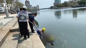 Vorbim de o statistica la nivel national care ar fi putut scapa anumite cifre. Phat Hiá»‡n Thi Thá»ƒ Nam Ca SÄ© Ä'ai Loan Ná»•i Tren Song Sau HÆ¡n 2 Ngay Máº¥t Tich