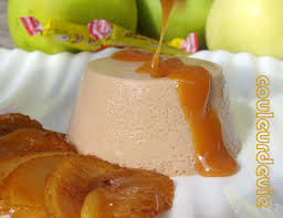 Panna Cotta Aux Carambars Pommes Caramelisees Et Coulis De Caramel Au Beurre Sale Pommes Caramelisees Gateaux Et Desserts Panna Cotta