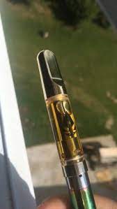 The kandypens amber rose is a pen designed by the model and it shares her unique, fabulous aesthetic. 39 Vape Pen Oil Ideas Vape Vape Pens Smoking Weed