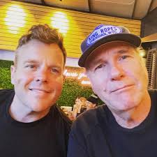 Great to catch up with this guy in LA @adamlbartley @zahnmcclarnon  @johnglenbishop @surfwyoming @kingropesofficial @bisonunion @hama_sushi