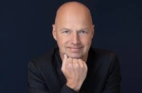 Michael Gutowski's Instagram, Twitter & Facebook