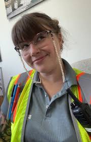 I just like REAL people in REAL places… I'm cutting everything off that  does not add to my life. If I can't add to your life cut me off too. Very  important