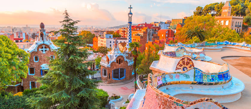 Park Güell. The garden shaped by Gaudí's imagination
