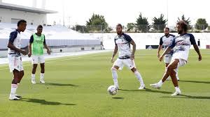 Real madrid will attempt to keep their slim title hopes alive when they host getafe on tuesday night at the santiago bernabeu. Real Madrid Vs Getafe Benzema Menggila Dan Bale Kabur Okezone Bola