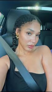 Tamika Rivers 💐 (@tosinmarie)