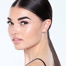 Celebrity hairstylist laura polko, who works with gigi hadid, shay mitchell, and hailee steinfeld, swears by t3's smallest size round brush for brushing hair back. Sleek Ponytail These 4 Insane Makeovers Prove Your Brows Can Transform Your Face Popsugar Beauty Photo 3
