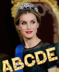 La 'exnovia' del Rey Felipe, Mencía Roca, ingresa dos días en un convento