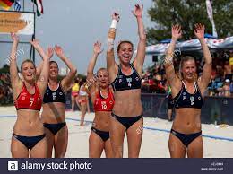Zudem werden sämtliche spiele auf norwegischem. Zagreb Kroatien 25 Juni 2017 Norwegische Frauen Nationalmannschaft Feiern Die 2017 Beach Handball Europameisterschaft In Zagreb