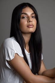 Priya Das's Instagram, Twitter & Facebook