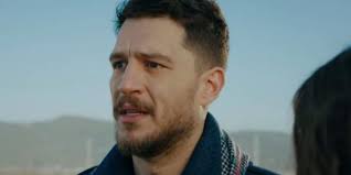 Uraz, instagram hesabından sık sık 2 yaşındaki kızı ada ile oldukça güzel fotoğraflar paylaşıyor. Uraz Kaygilaroglu Araya Girdi Sefirin Kizi Nda Her Sey Degisti