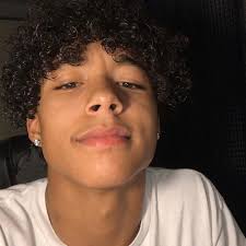 Even while long hair can be beautiful, the designs and styles you can apply on it are quite limited. Boys With Curly Hair Light Skin Boys Curly Hair Baby