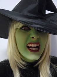 cute and scary witch makeup ideas for