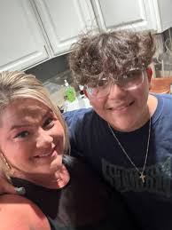 Holly Yeager's Instagram, Twitter & Facebook