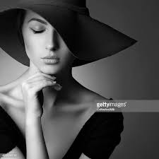 Black And White Model Background Studio Shot Of Young Beautiful Woman On Dark Background In Retro Style Portrait Photography Women Studio Shoot Fashion Photography Poses