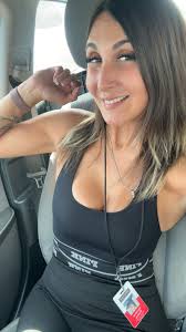 Jazmine Kristina (@toothlesshopedealer) • Instagram photos and videos